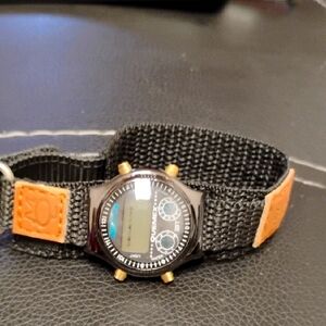 VINTAGE QUEMEX LADIES WILDERNESS WATCH NRMINT CONDITION